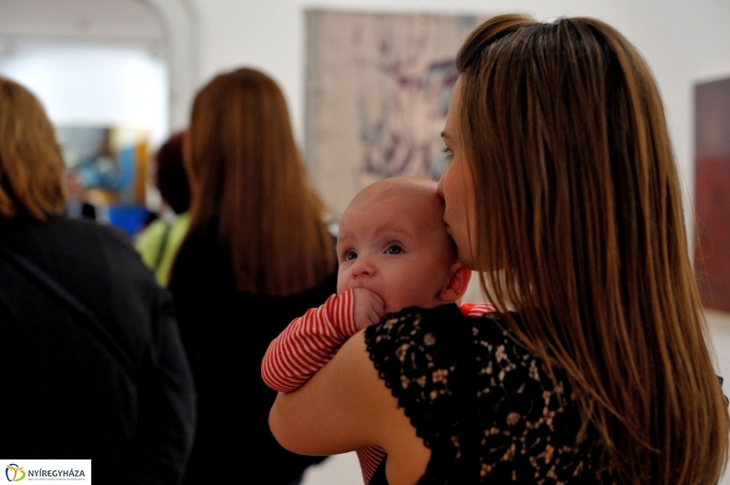 Jelen-levők kiállítás megnyitó