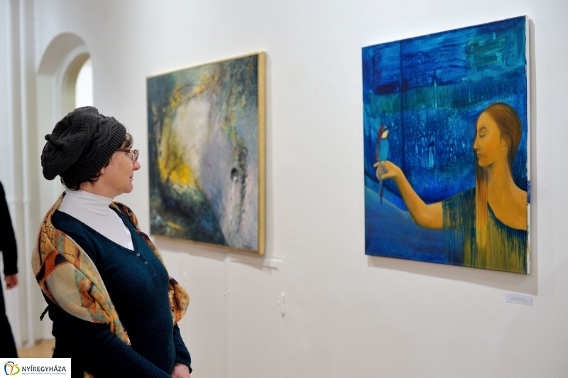 Jelen-levők kiállítás megnyitó