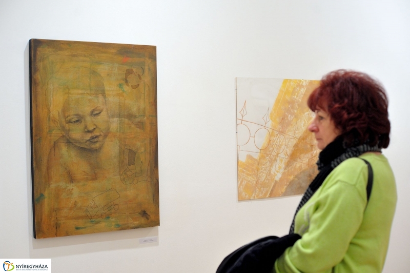 Jelen-levők kiállítás megnyitó