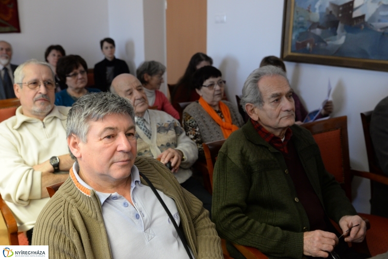 Kardritkaság a múzeumban