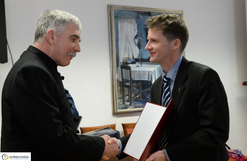 Kardritkaság a múzeumban