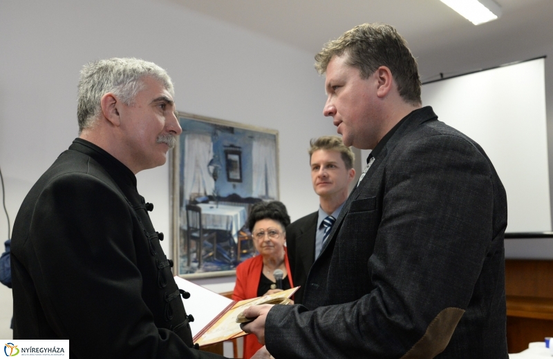 Kardritkaság a múzeumban