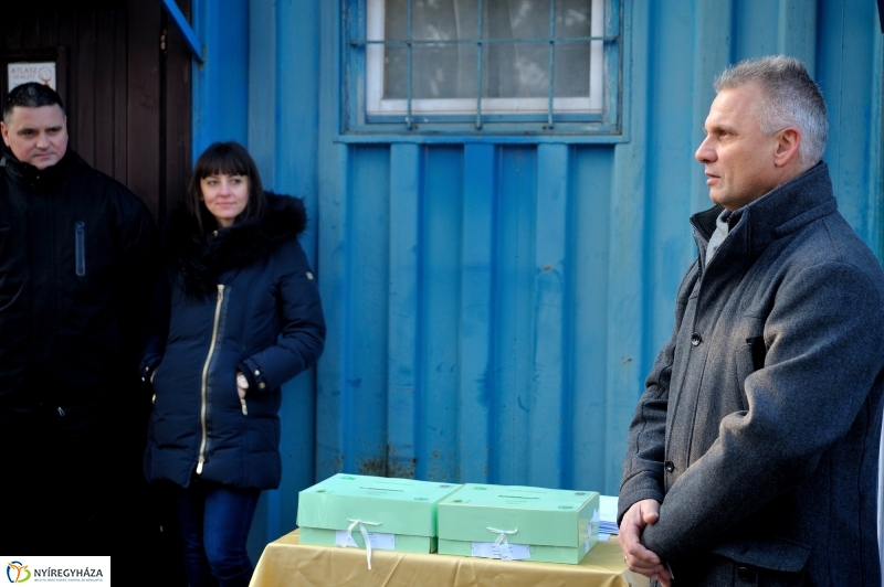 Karácsonyfáért ajándék eredményhirdetése