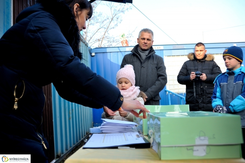 Karácsonyfáért ajándék eredményhirdetése