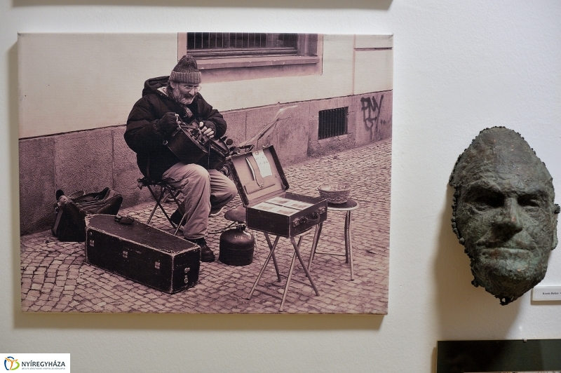 A Hrabal-Galaxis pillanatképei kiállítás megnyitó