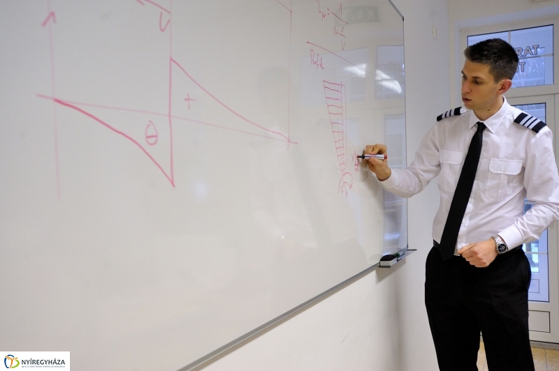 Pilótaképzés Nyíregyházán