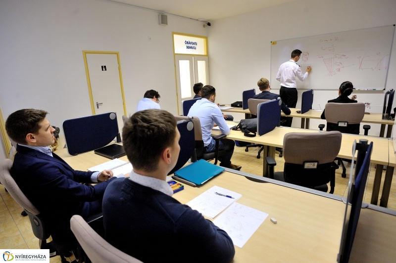 Pilótaképzés Nyíregyházán