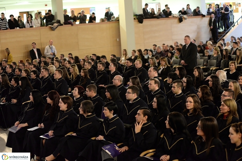 Oklevélátadó ünnepség a Nyíregyházi Egyetemen