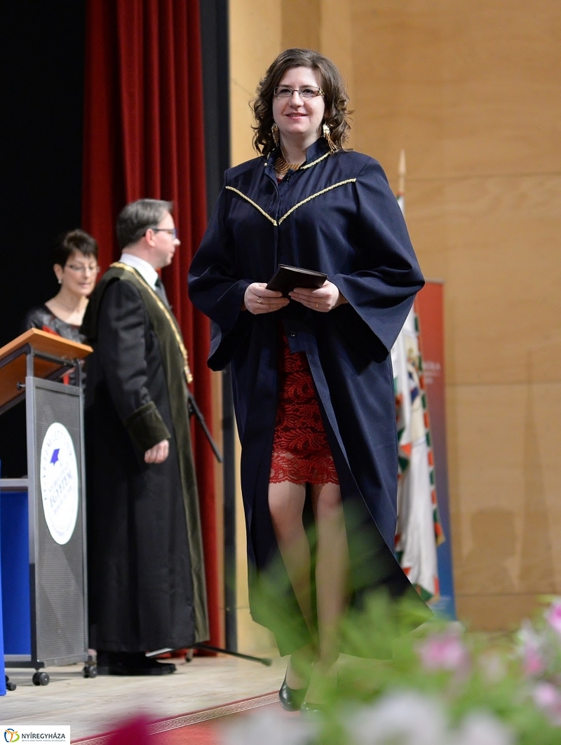 Oklevélátadó ünnepség a Nyíregyházi Egyetemen
