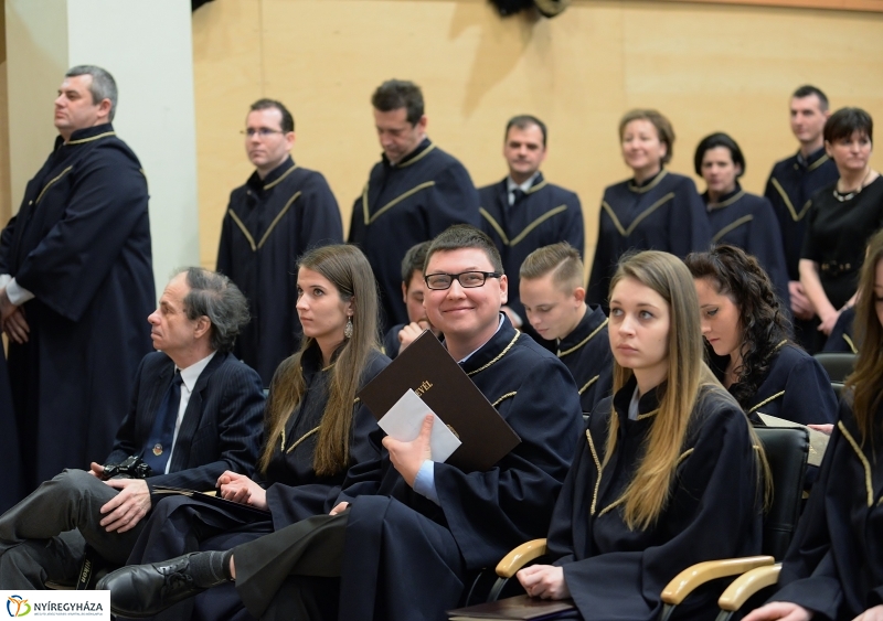 Oklevélátadó ünnepség a Nyíregyházi Egyetemen