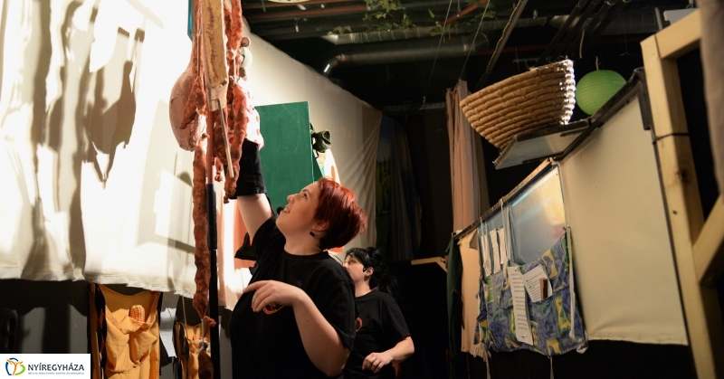 Reszkessetek egerek-a Burattino Bábszínház előadása