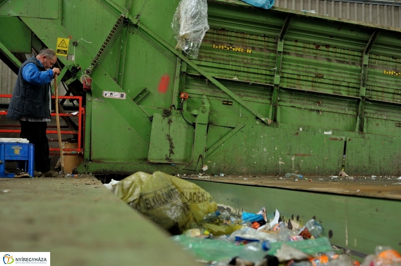 Szelektív hulladékgyűjtő telep