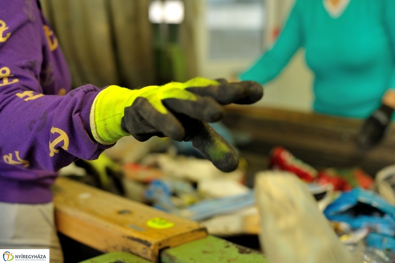 Szelektív hulladékgyűjtő telep