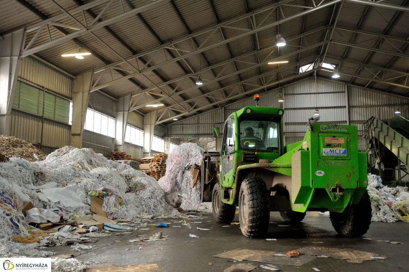 Szelektív hulladékgyűjtő telep