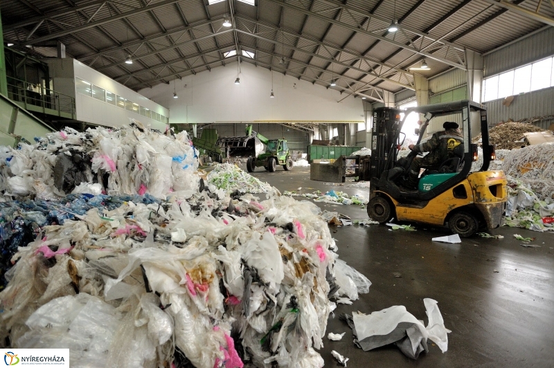 Szelektív hulladékgyűjtő telep