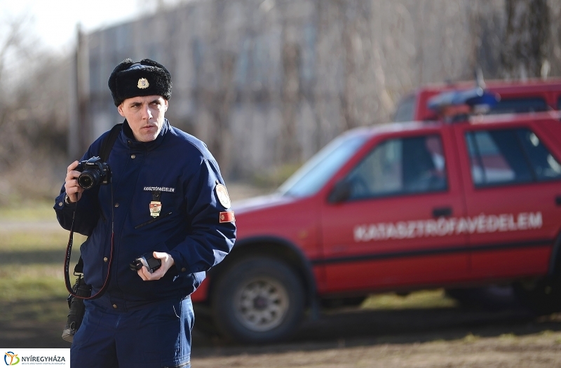 Védőfelszerelések átadása az önkéntes katasztrófavédőknek