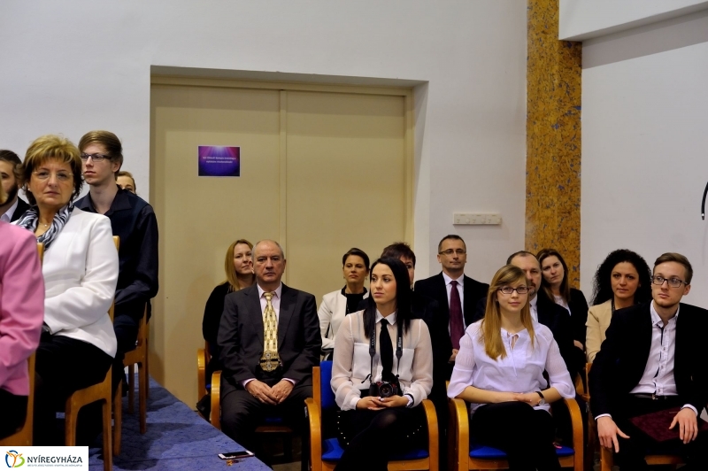 Diplomaosztó ünnepség az Egészségügyi Karon