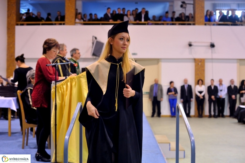 Diplomaosztó ünnepség az Egészségügyi Karon