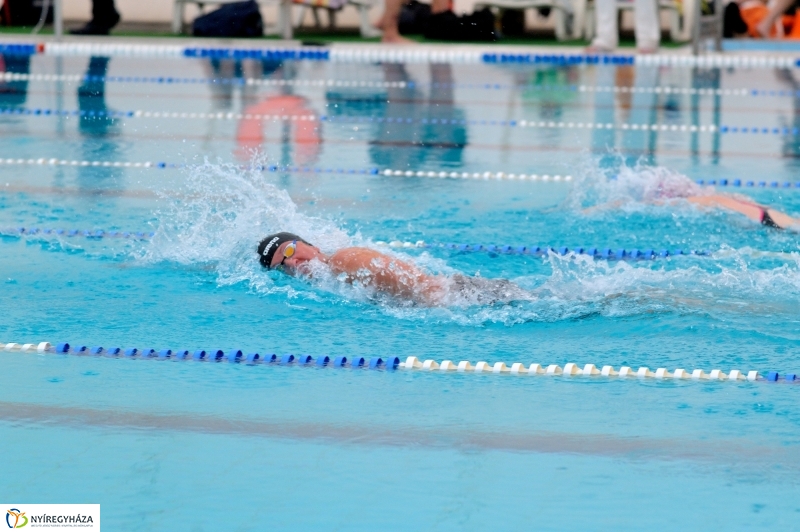 11. Aquarius Senior Úszóverseny