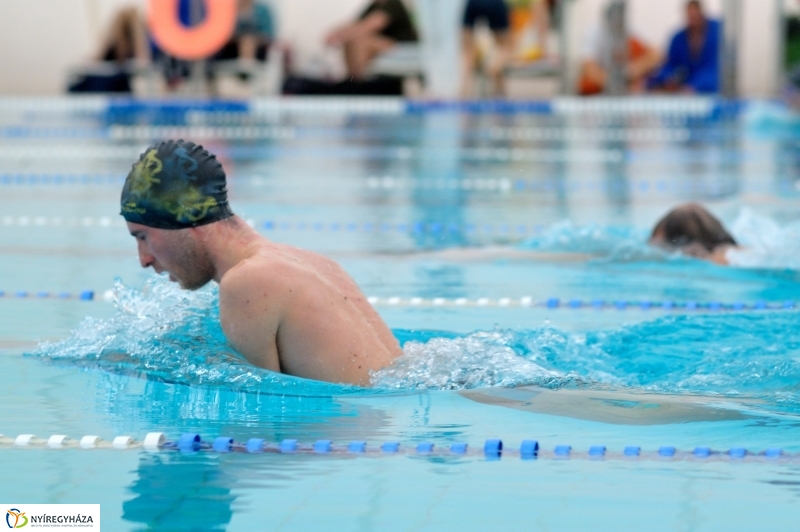 11. Aquarius Senior Úszóverseny
