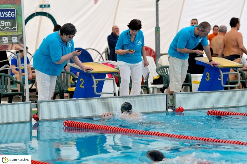 11. Aquarius Senior Úszóverseny