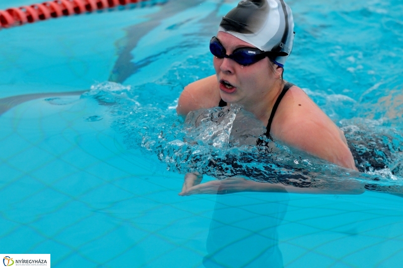 11. Aquarius Senior Úszóverseny