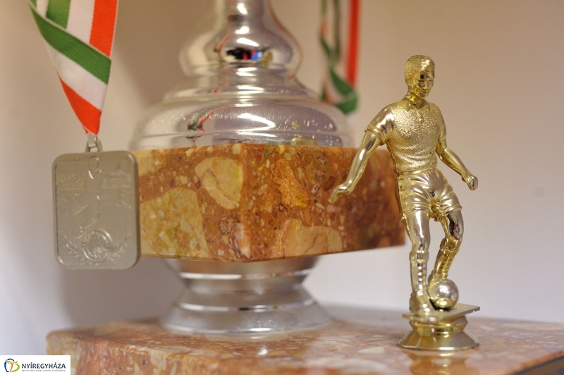 Szezonnyitó sajtótájékoztatót tartott a Szpari