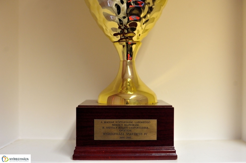 Szezonnyitó sajtótájékoztatót tartott a Szpari