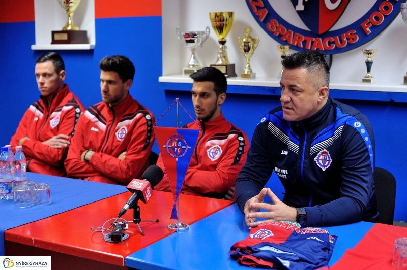 Szezonnyitó sajtótájékoztatót tartott a Szpari