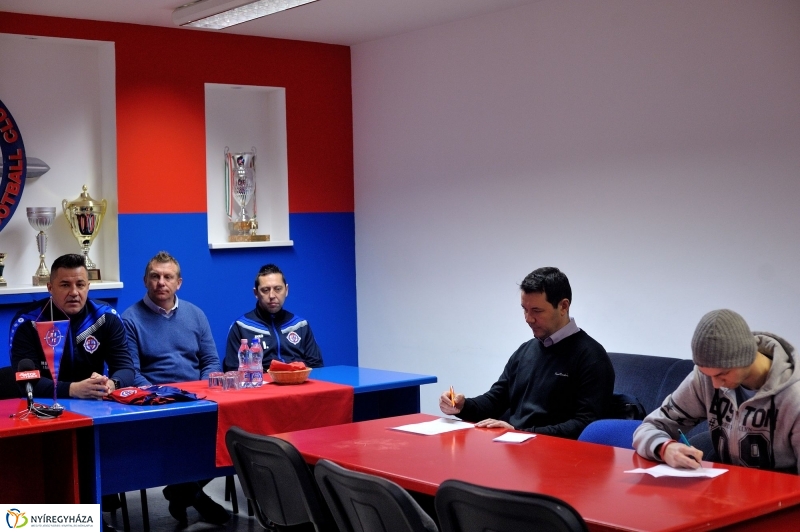 Szezonnyitó sajtótájékoztatót tartott a Szpari