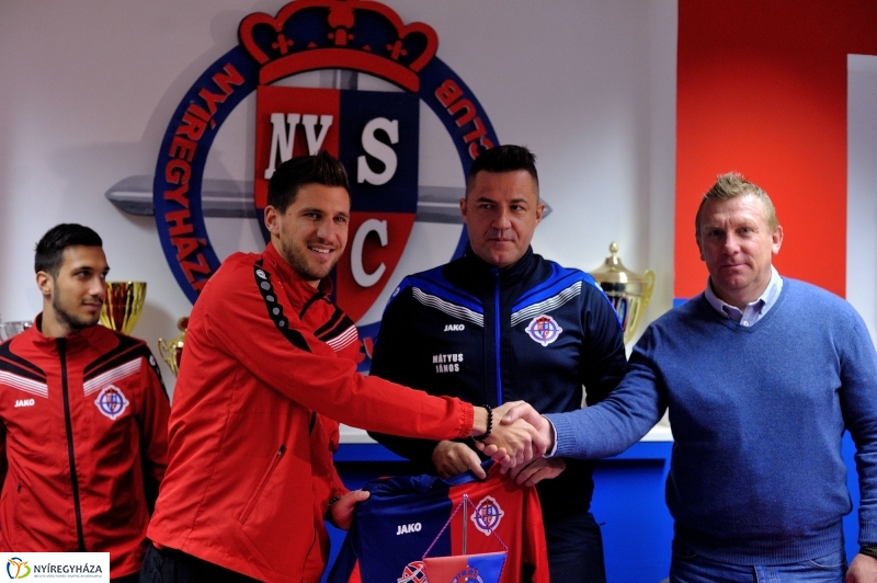 Szezonnyitó sajtótájékoztatót tartott a Szpari