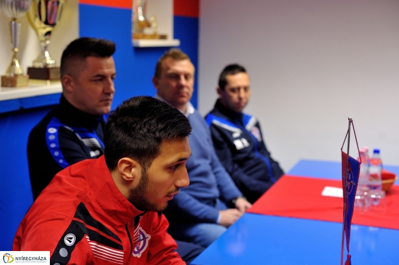 Szezonnyitó sajtótájékoztatót tartott a Szpari