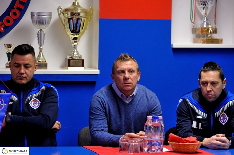 Szezonnyitó sajtótájékoztatót tartott a Szpari