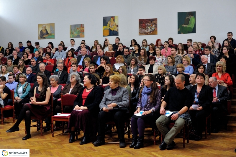 Pályázati Hangverseny - Egy gyűrű mindenek felett