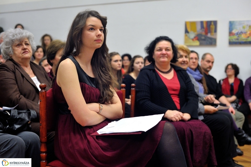 Pályázati Hangverseny - Egy gyűrű mindenek felett