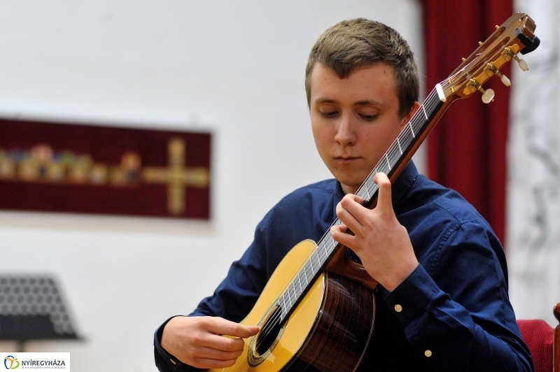 Pályázati Hangverseny - Egy gyűrű mindenek felett