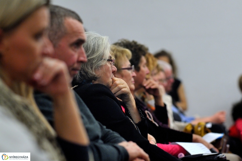 Pályázati Hangverseny - Egy gyűrű mindenek felett