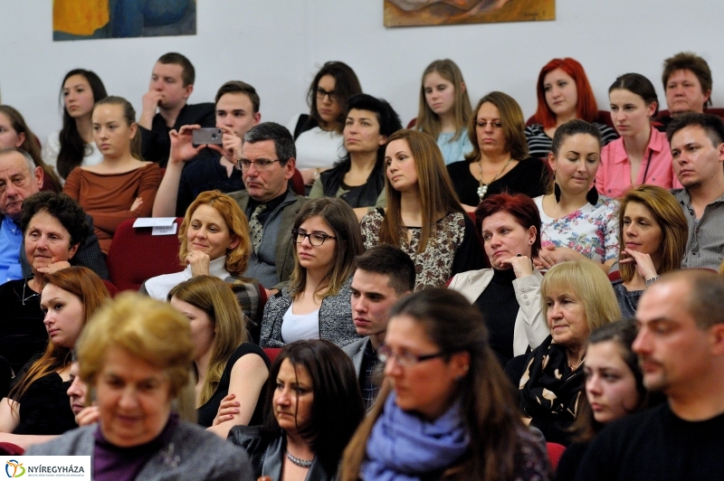 Pályázati Hangverseny - Egy gyűrű mindenek felett