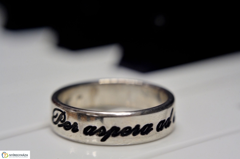 Pályázati Hangverseny - Egy gyűrű mindenek felett