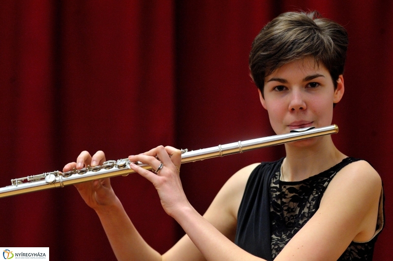 Pályázati Hangverseny - Egy gyűrű mindenek felett