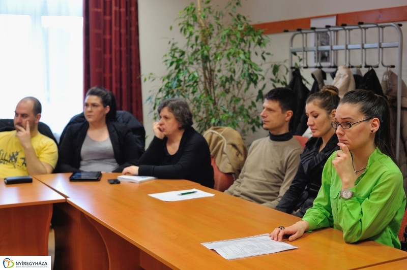 Kötetbemutató Nyíregyháza ifjúságáról