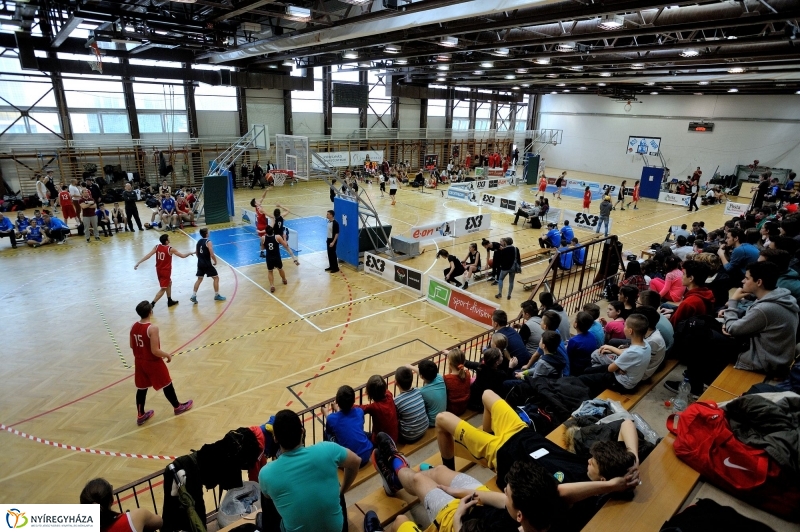 B33 regionális döntő Nyíregyházán