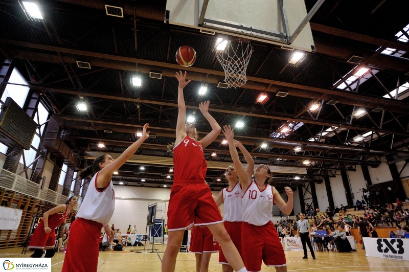 B33 regionális döntő Nyíregyházán