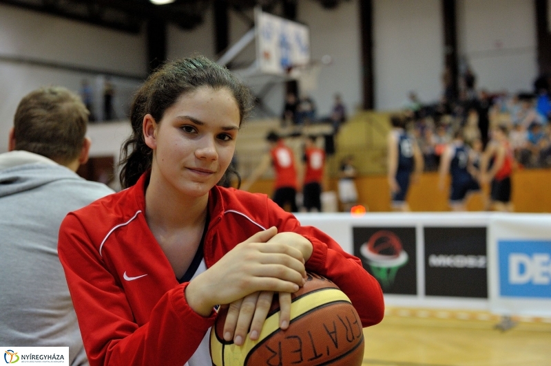 B33 regionális döntő Nyíregyházán