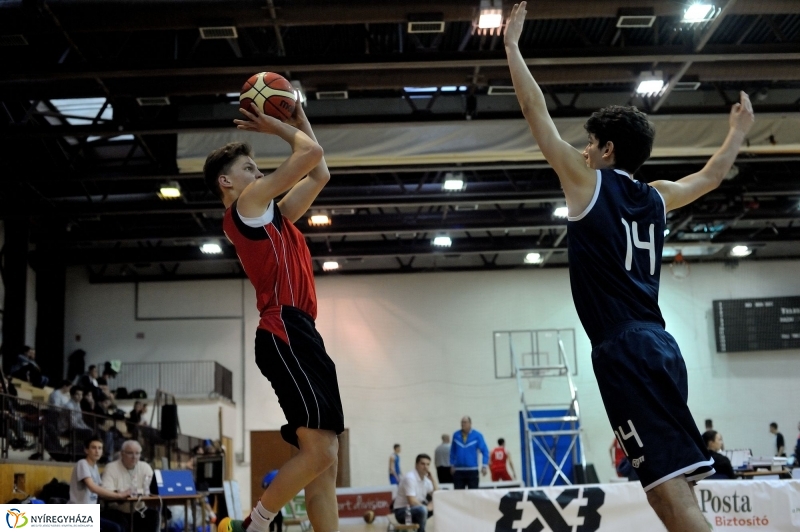 B33 regionális döntő Nyíregyházán