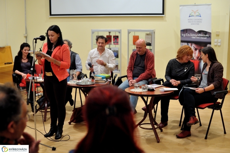 Vörös Postakocsi lapszámbemutató