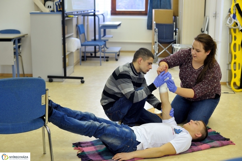 Egészségügyi gyakorlat a főiskolán