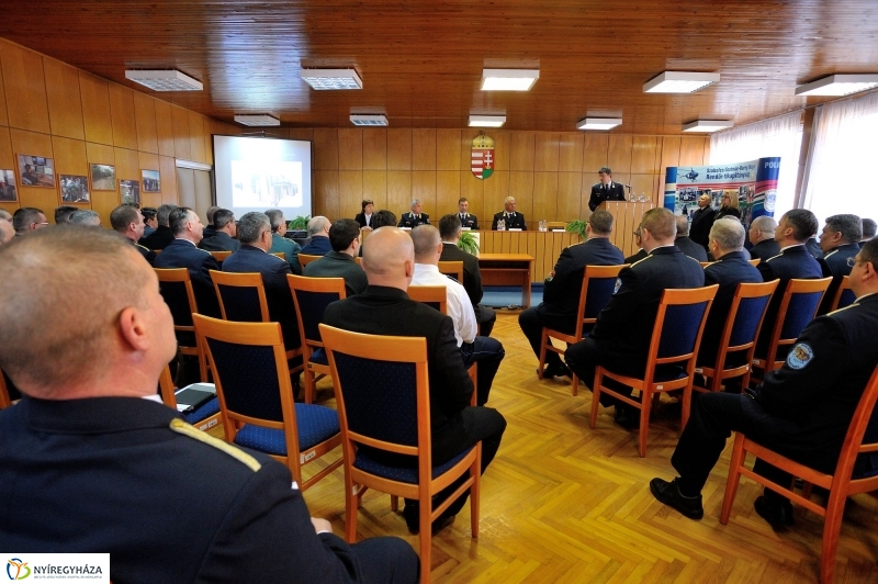 Rendőrségi évértékelő