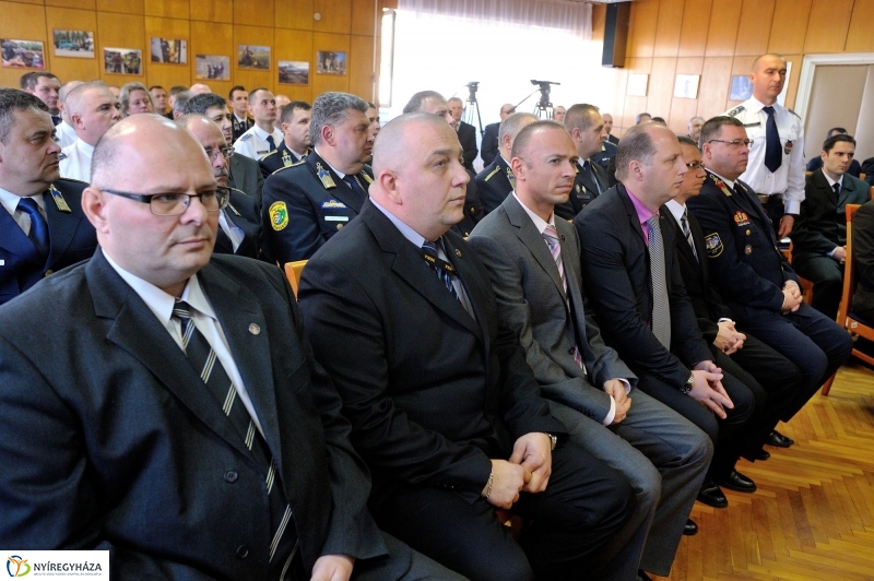 Rendőrségi évértékelő