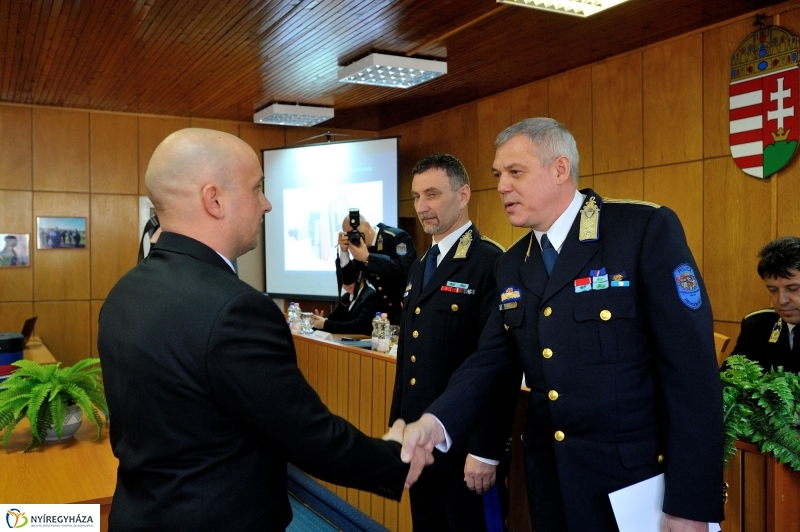 Rendőrségi évértékelő